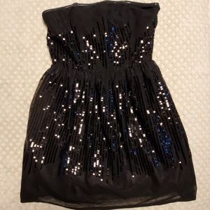 Forever 21 black sequined cocktail dress size Med